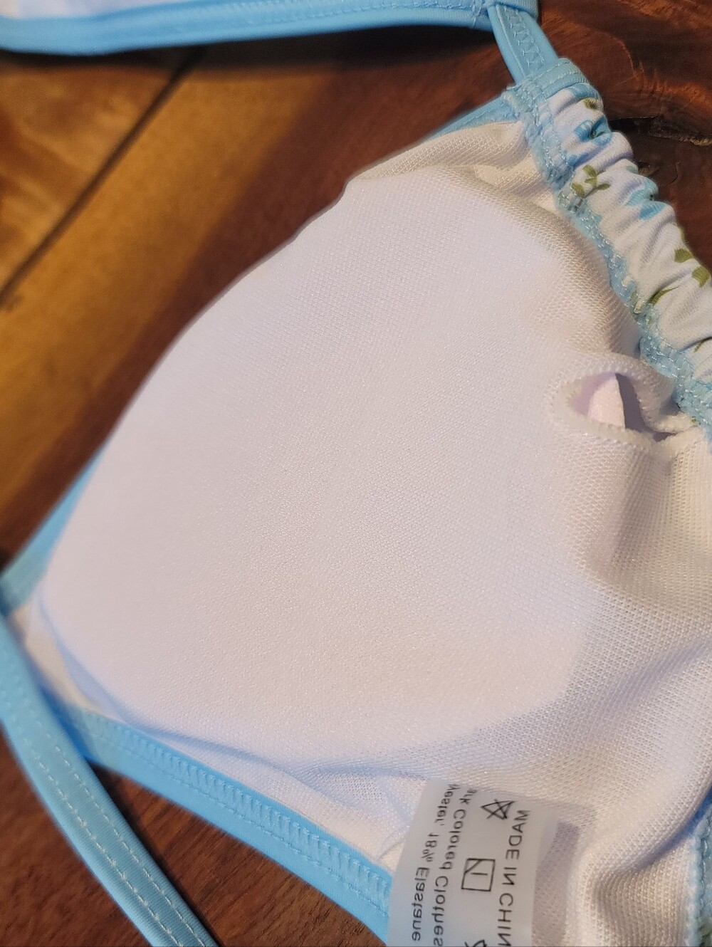 Baby Blue Daisy Print Tie Side Bikini Size Small NWOT - Picture 7 of 8